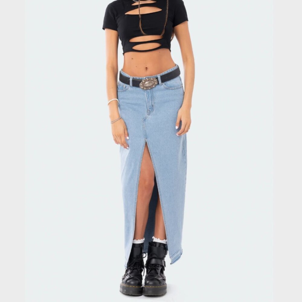 edikted Front Slit Maxi Denim Skirt